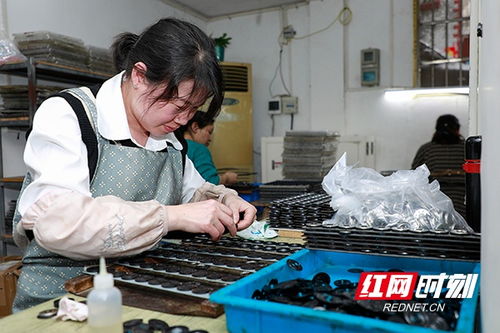 湖南新田社区微工厂 灵活就业新路径，汽车配件产业焕发活力